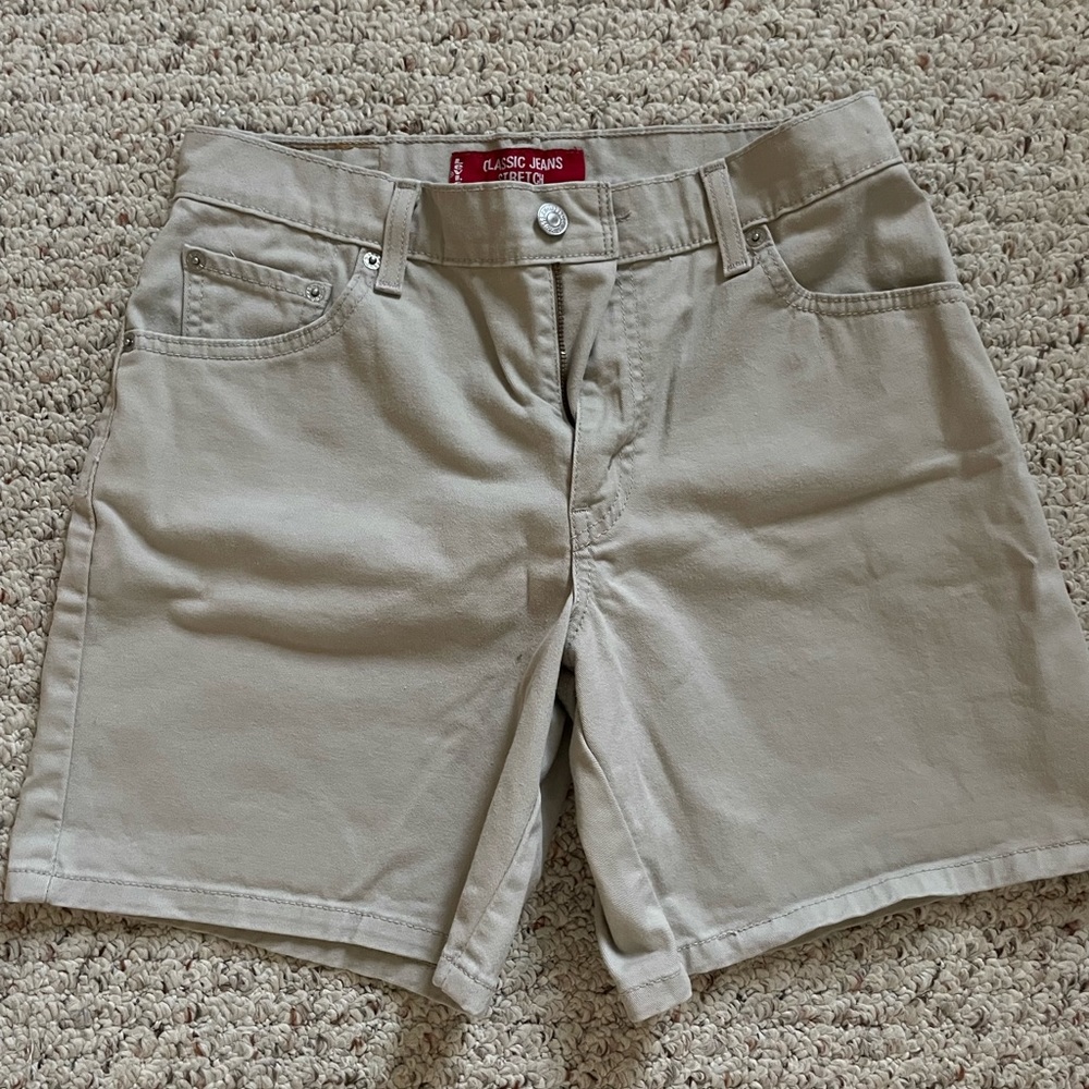 Levi’s shorts